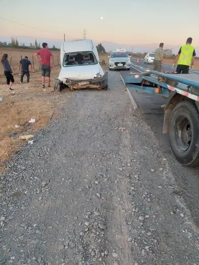 Rescate vehicular en camino de tierra